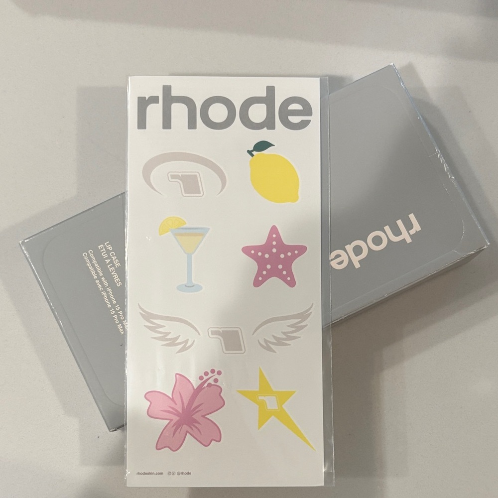 RHODE Silver Lip Case iPhone 15 pro max - Picture 3 of 3